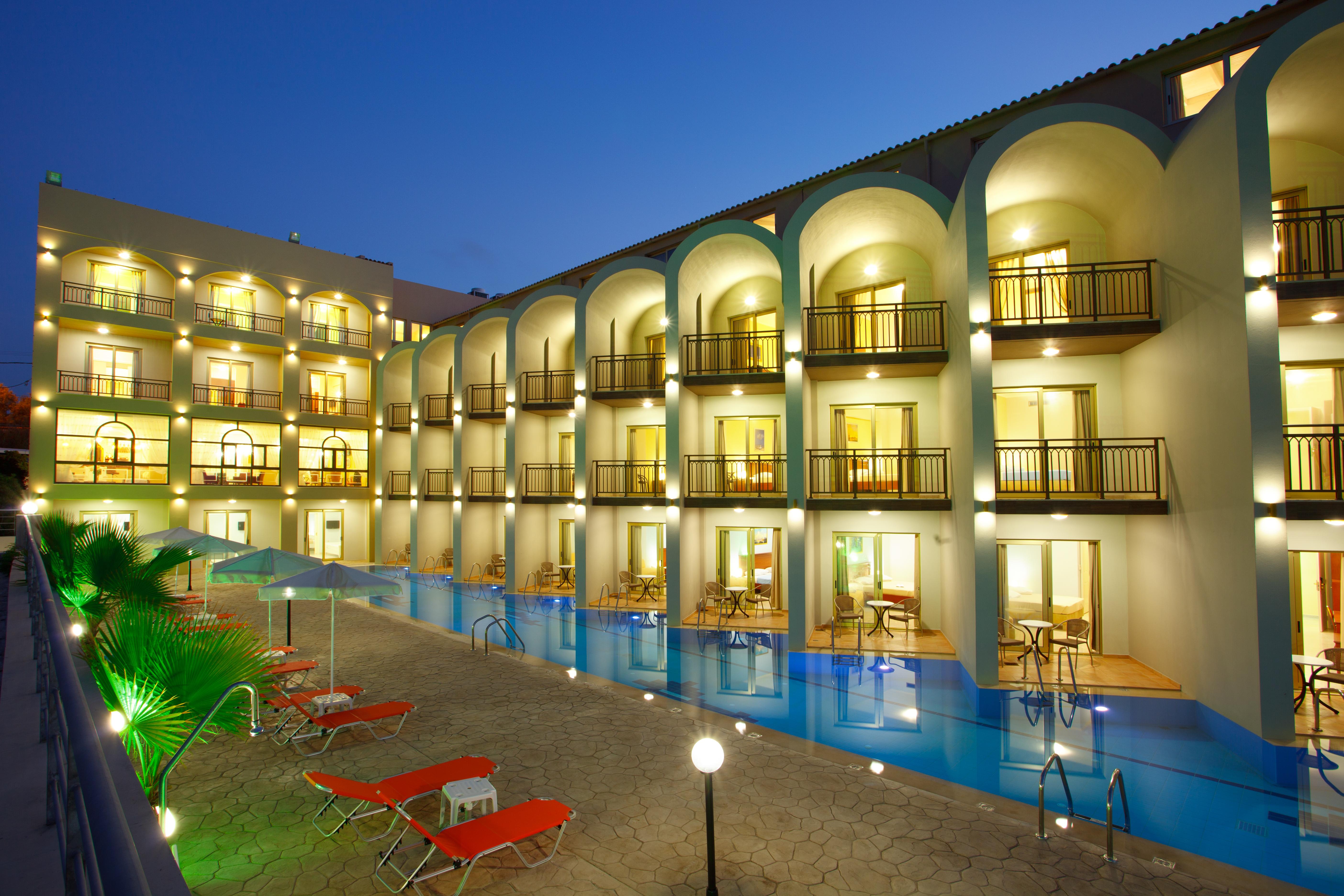 White Olive Elite Rethymno Hotel Sfakaki Bagian luar foto