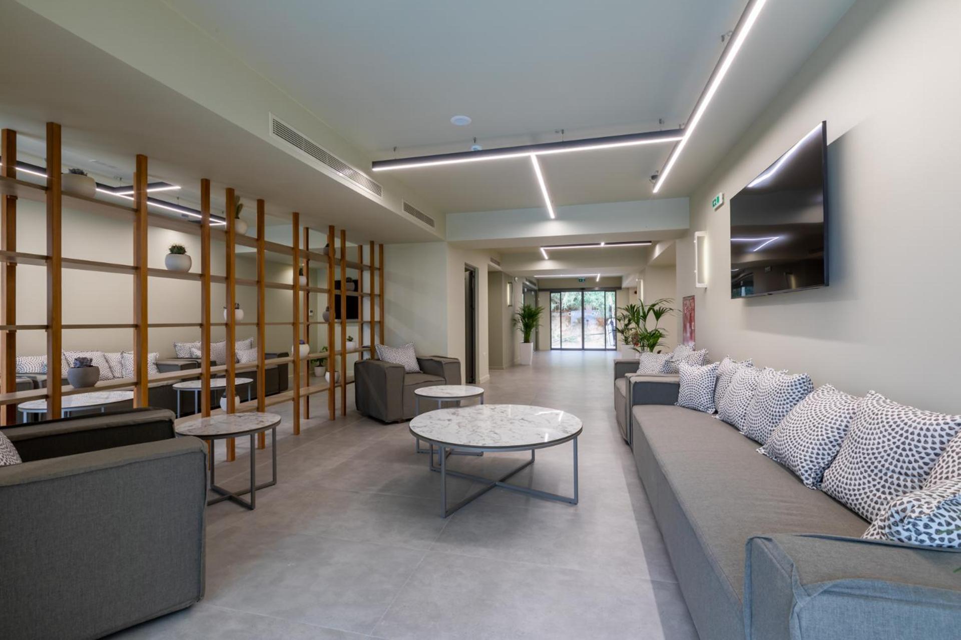 White Olive Elite Rethymno Hotel Sfakaki Bagian luar foto