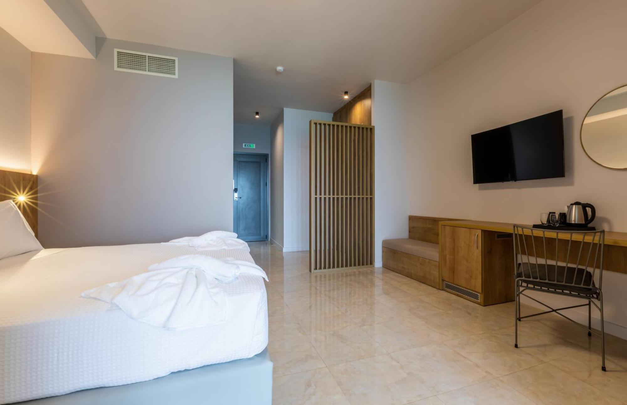 White Olive Elite Rethymno Hotel Sfakaki Bagian luar foto